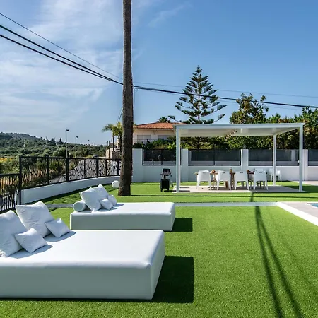 Palm Tree 5 Bdr Pool & Bbq Villa Torremolinos