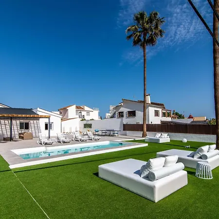 Palm Tree 5 Bdr Pool & Bbq *